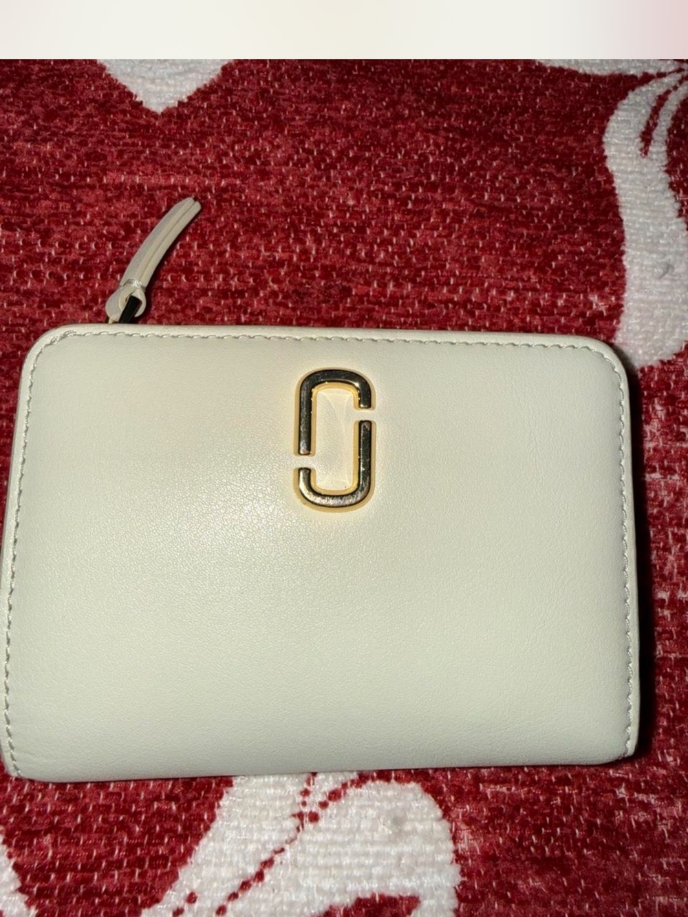Authentic Marc Jacobs White Compact Zip Wallet with Gold Logo